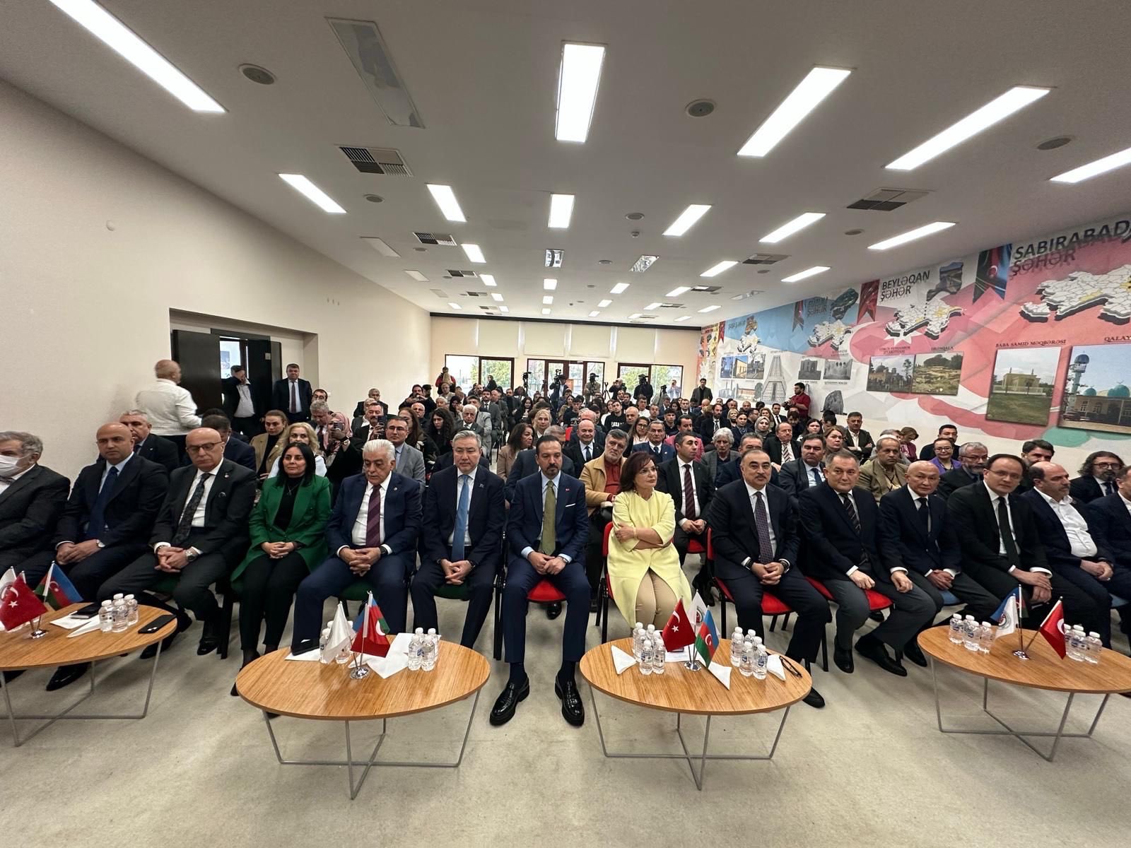 Program salonunun genel görünümü